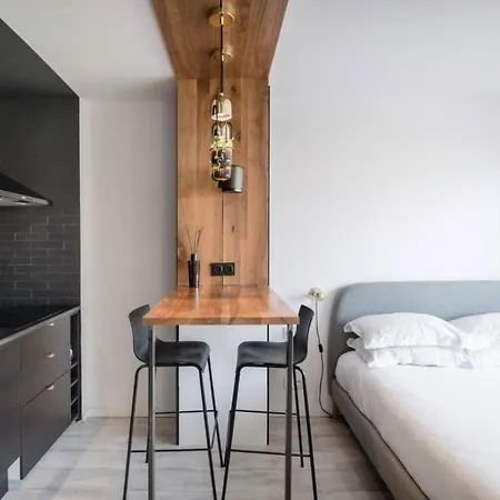 Nero Station 500 M Du * Annecy